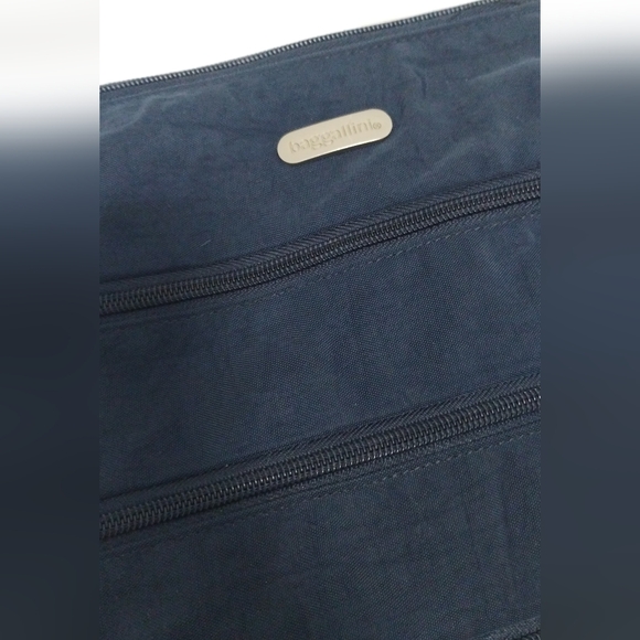 Baggallini - Picture 2 of 5